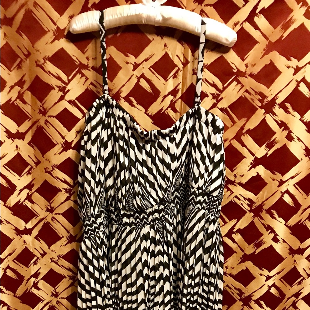 Tub Maxi Dress w removable straps.